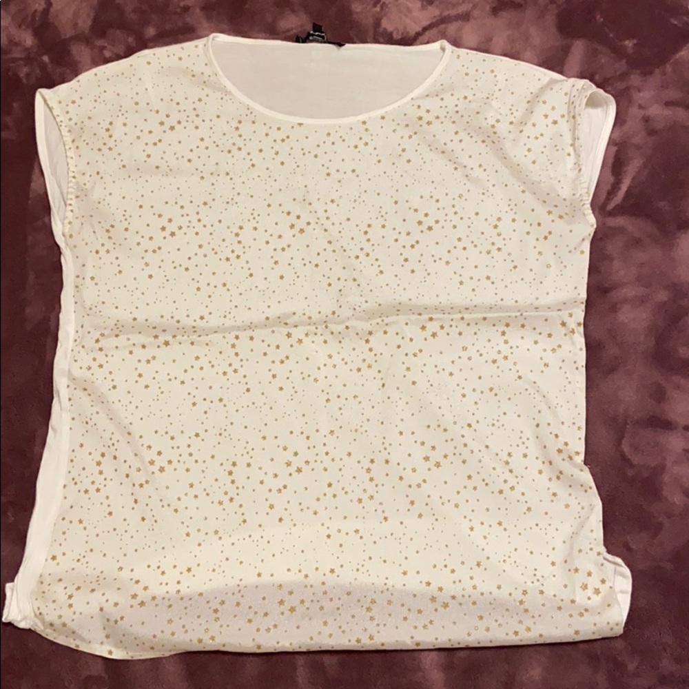 White t-shirt, starry, medium